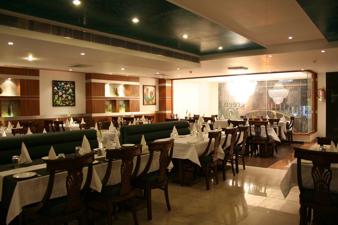 Hotel Elm Tree Amritsar Exterior foto