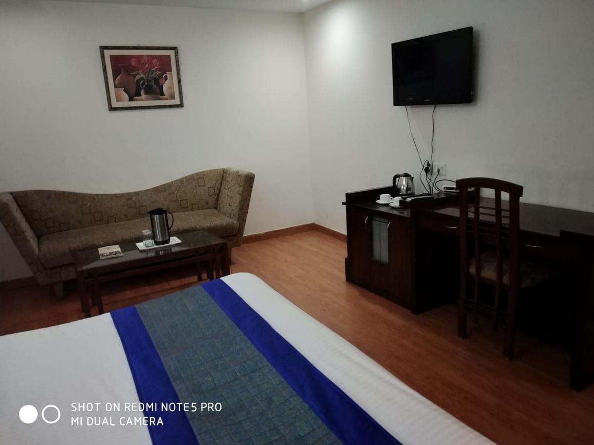 Hotel Elm Tree Amritsar Exterior foto